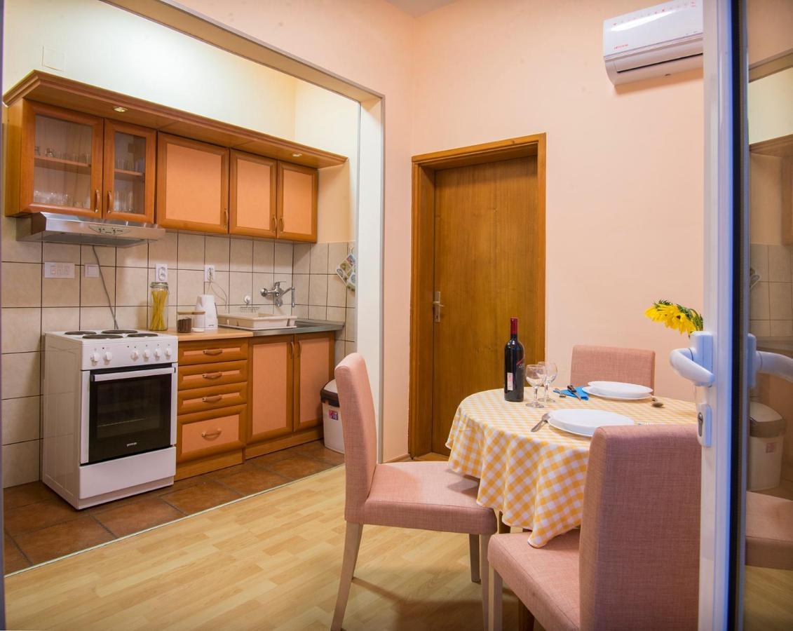 Sasa House Appartement Belgrado Buitenkant foto
